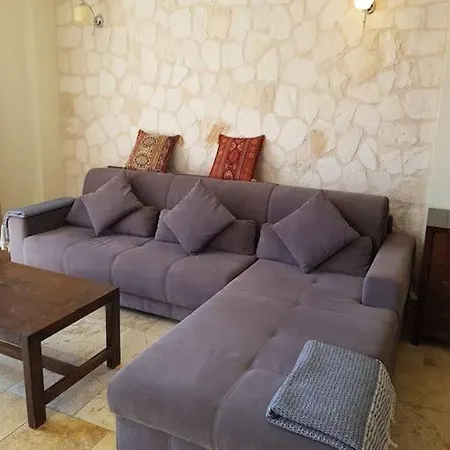 Lovely 2 Bedroom With Stunning Sea Views Каш