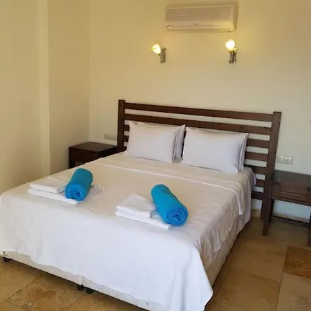 Apartment Lovely 2 Bedroom With Stunning Sea Views